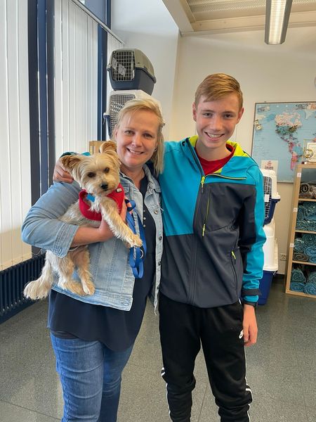 Charlie is Veilig in Zurich, Switzerland 🐶❤️🇨🇭