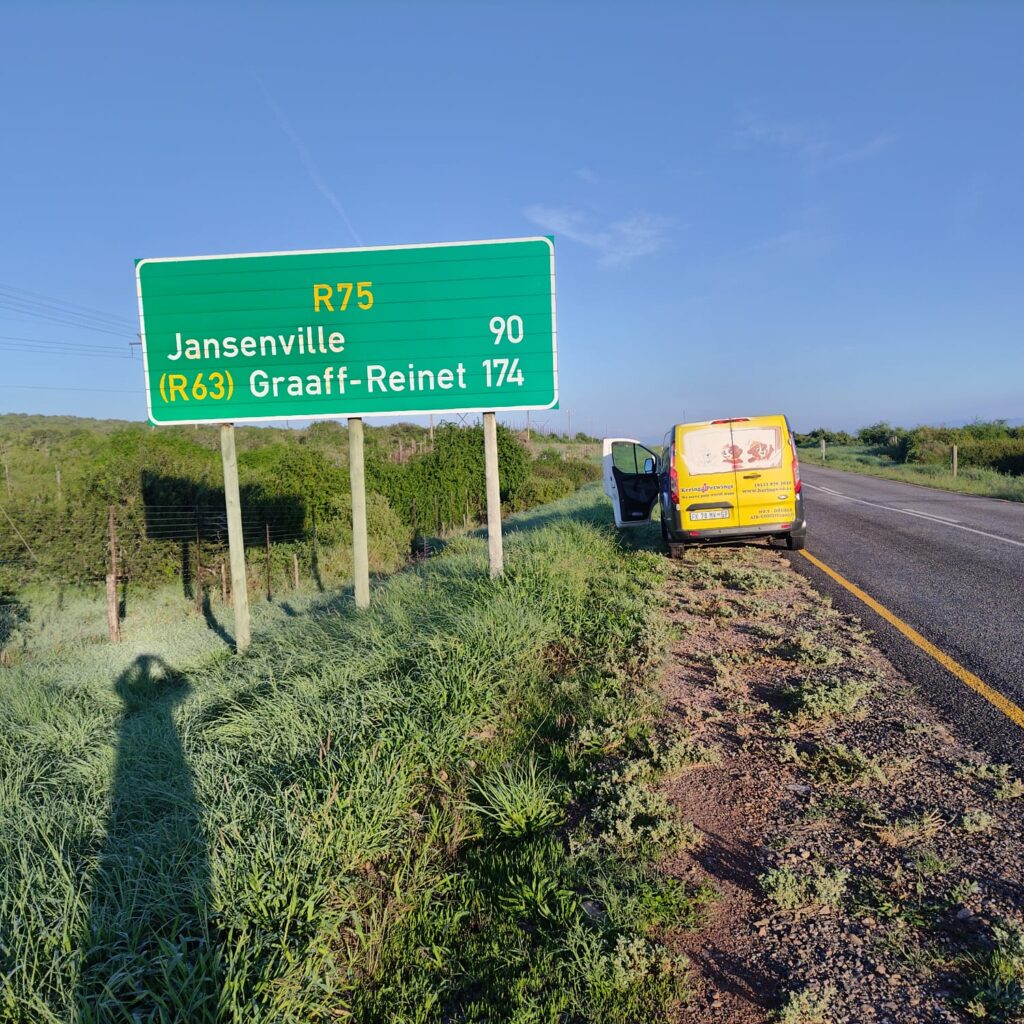 Petwheels: Jeffrey's Bay and Back Home in One Day🚐🐈🐇🐕🦜